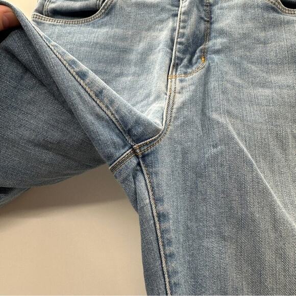 L'agence High Rise Light Wash Skinny Ankle Length Jeans Size 27 - Picture 5 of 9